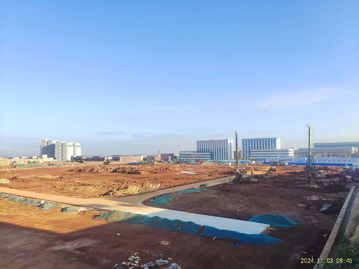 01、项目施工全景.jpg